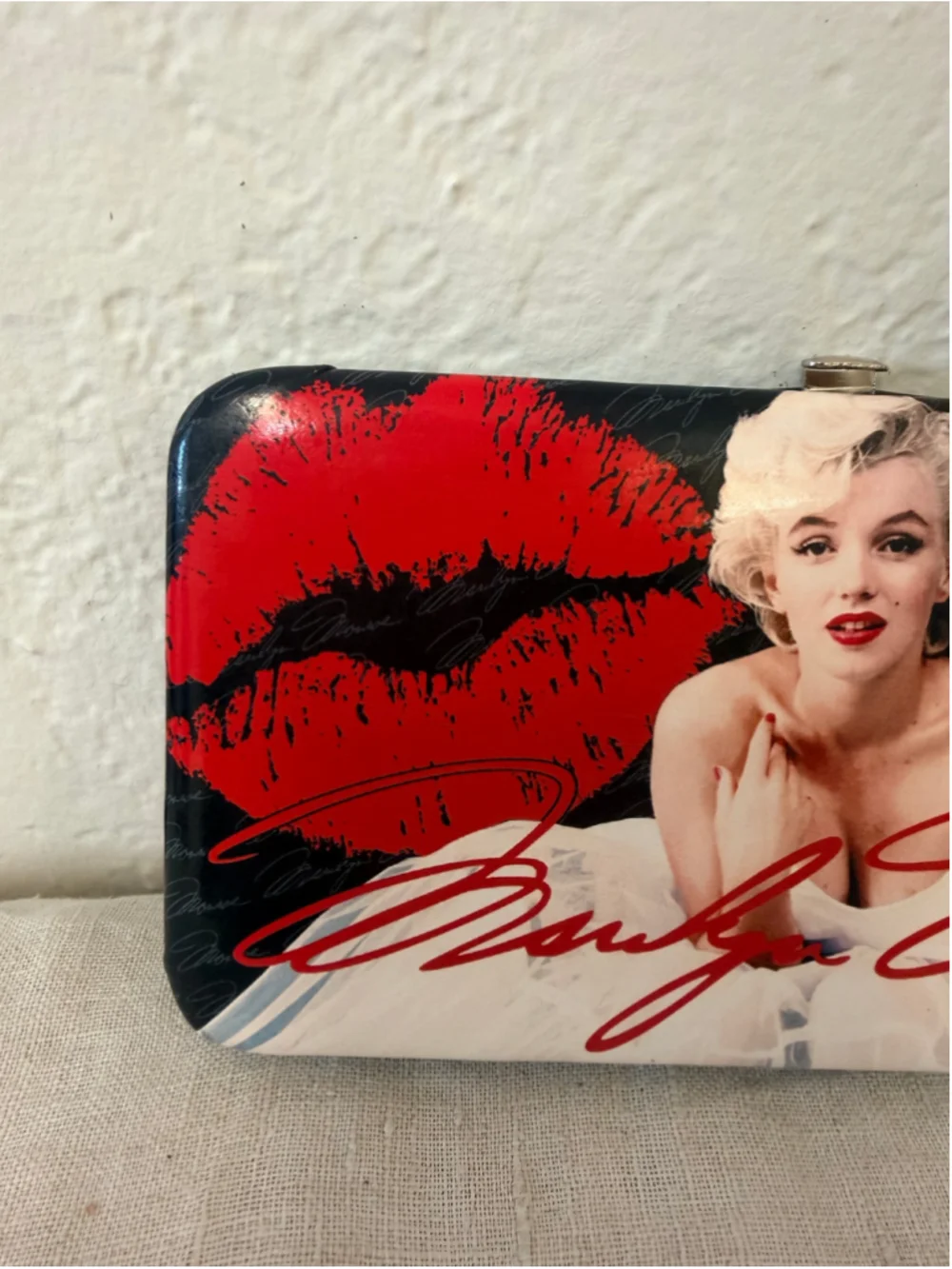 Marilyn Monroe Kissing Lips Women’s Wallet Clutch Billfold